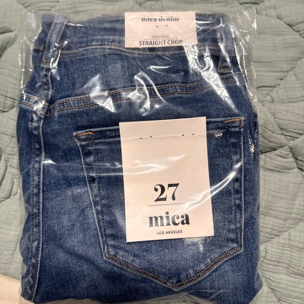 NWT Mica Denim Women's Blue Straight Crop Jeans